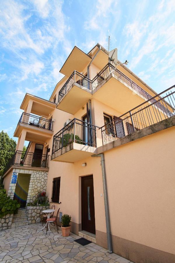 Apartments And Rooms With Parking Space Crikvenica - 19125 מראה חיצוני תמונה
